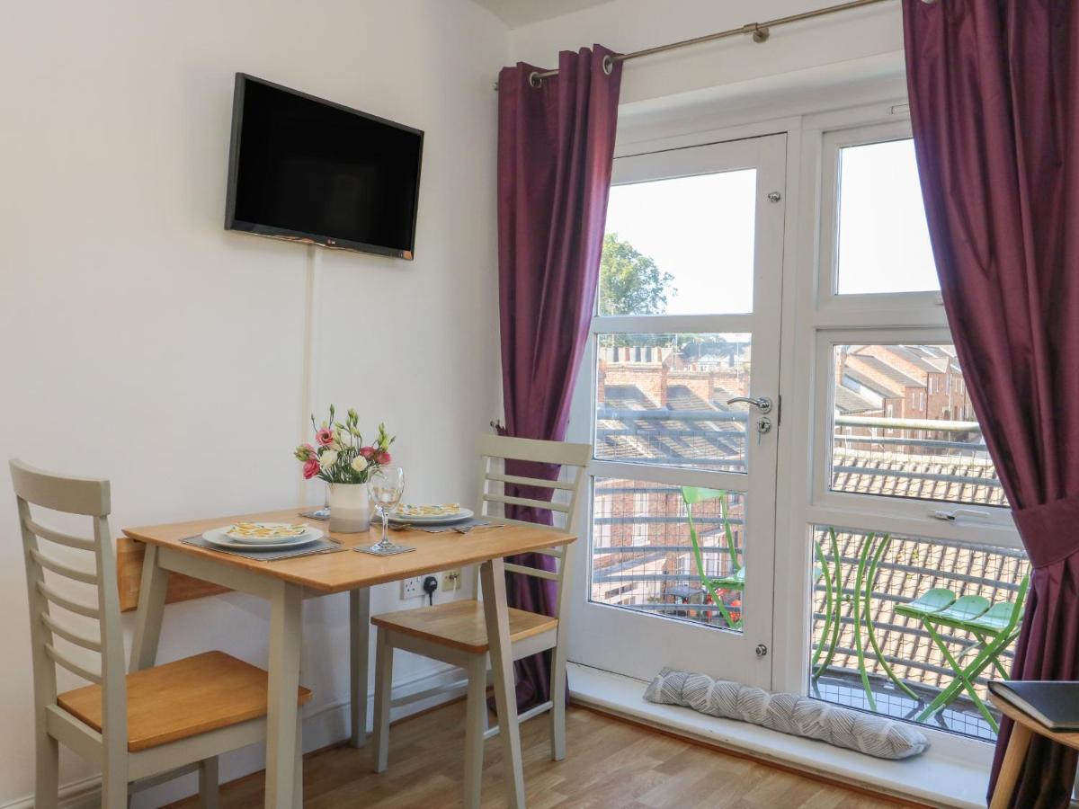 12 Woodsmill Quay Apartment Йорк Екстериор снимка